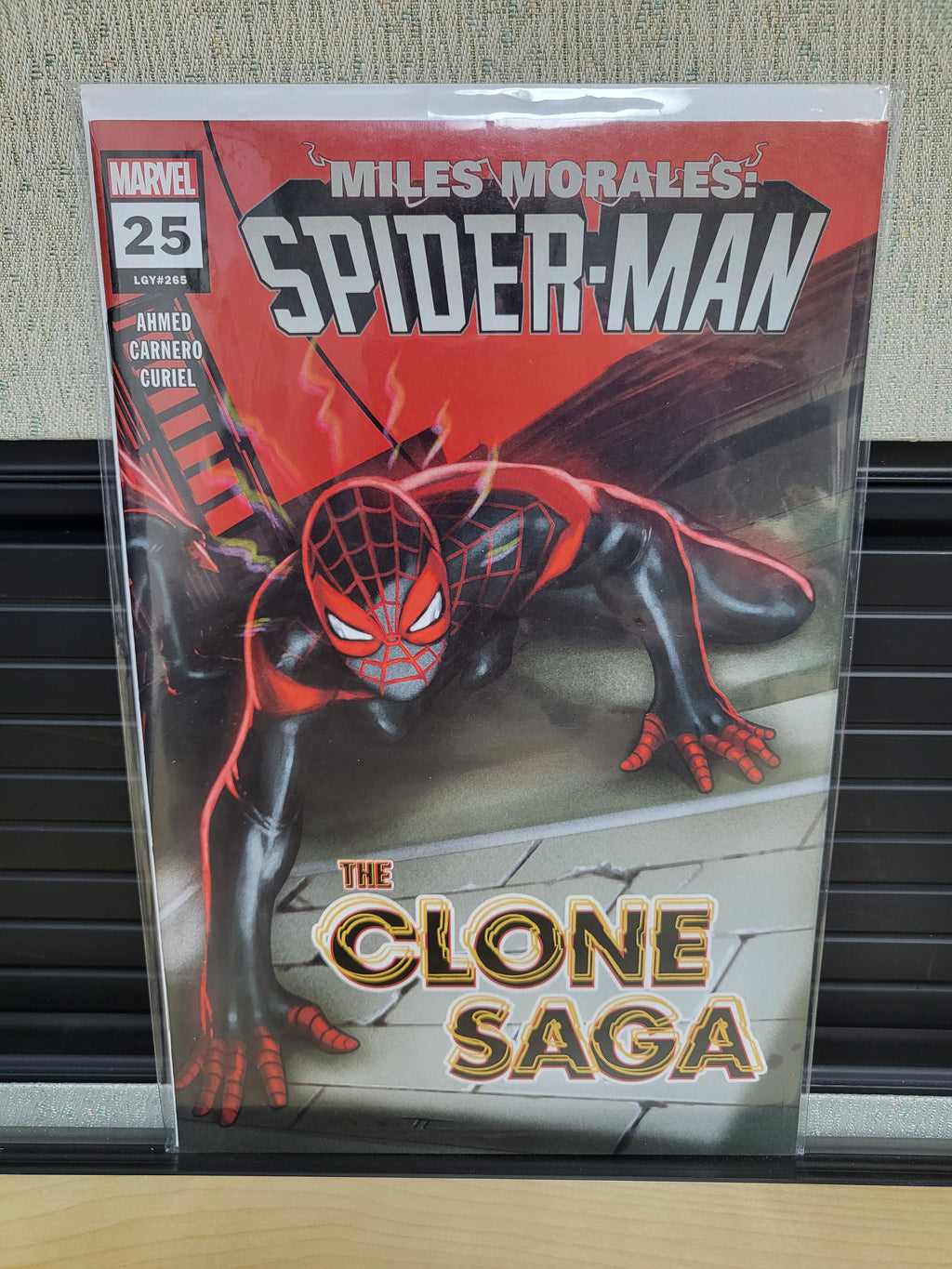 Miles Morales: Spiderman #25 (LGY#265) Marvel Comics Taurin Clarke Wraparound Cover