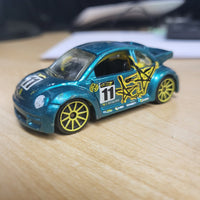 2007 Hot Wheels Pop-Offs Teal Volkswagen Beetle Cup Race Car w/Yellow Spokes