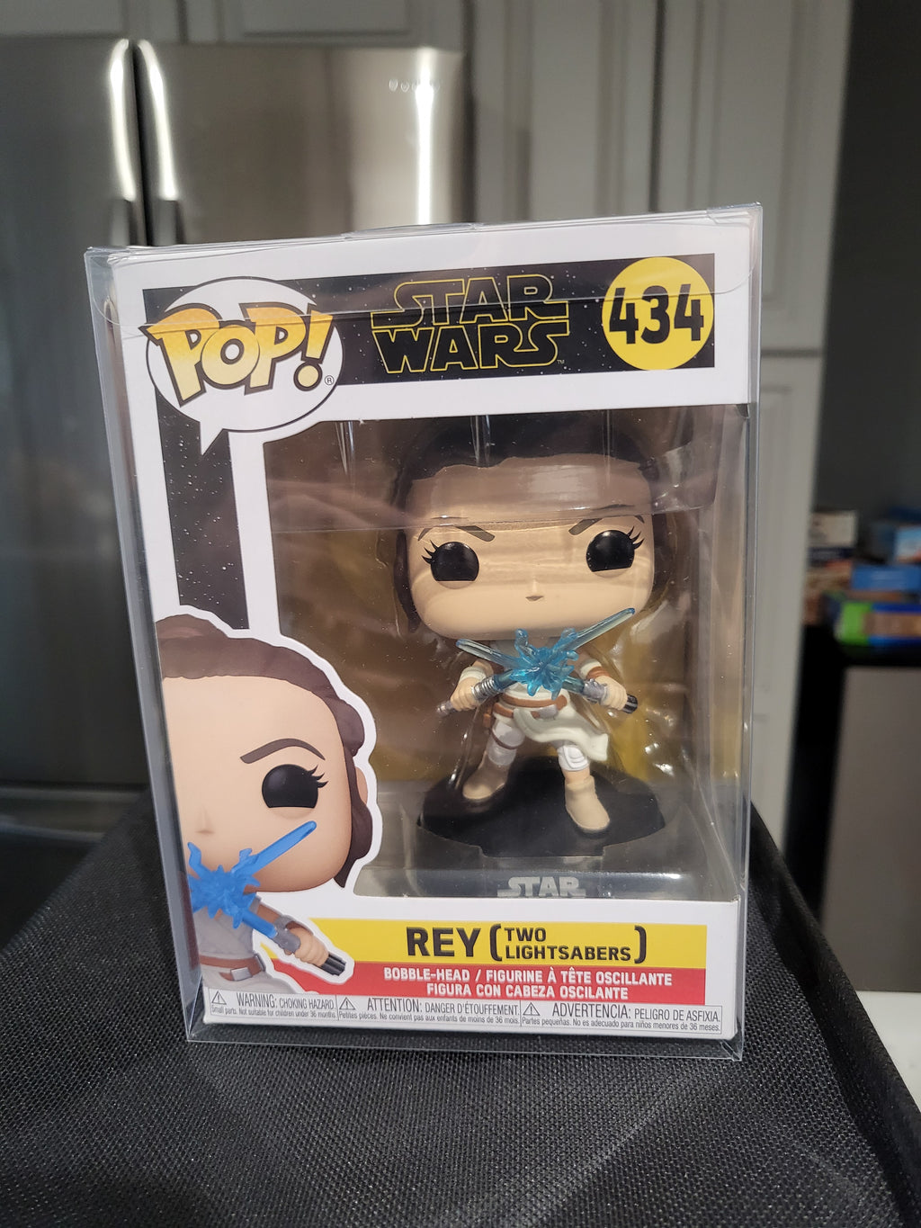 Funko Pop Star Wars Rey #434 Two Lightsabers Version 2021 In Protective Case