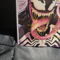 Avengers #687 (2018) 30th Anniversary Campbell Venom Variant Cover