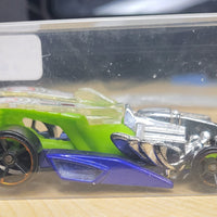 2009 Hot Wheels Draggin' Tales Insect Green/Blue Race Car With Case