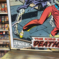 Tomb Of Darkness #20 (1976) Skeleton Kiss Cover Stan Lee Script FINE Bronze Horror