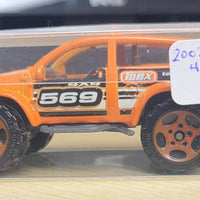 2002 Matchbox Thailand 4x4 Buggy Tech Team MBX 569 Orange Die-Cast Car W/ Case