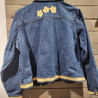 Vintage Fashion Classics Denim Embroidered Yellow Sun Flowers Large Zipper Jacket