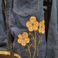 Vintage Fashion Classics Denim Embroidered Yellow Sun Flowers Large Zipper Jacket