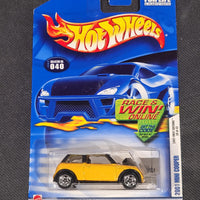 2002 Hot Wheels First Editions #28/42 2001 Yellow Mini Cooper Car #40 NEW
