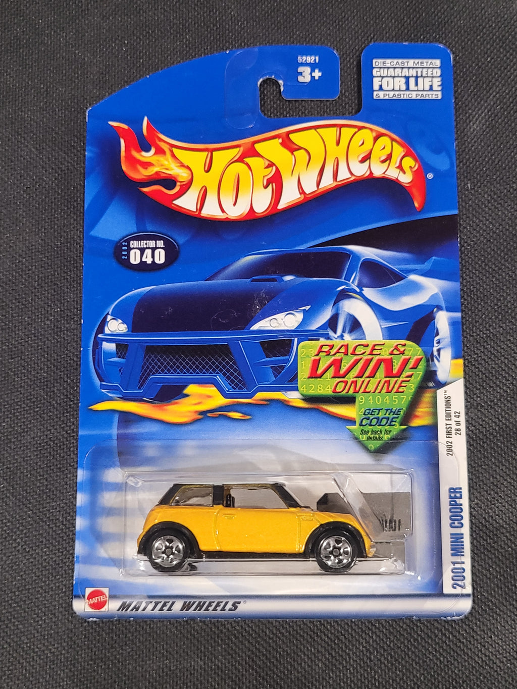 2002 Hot Wheels First Editions #28/42 2001 Yellow Mini Cooper Car #40 NEW