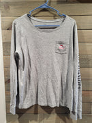 Vineyard Vines Gray Merry Christmas 2017 Holiday Themed Medium Long Sleeves Shirt