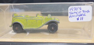 1970s Vintage Tootsie Toy Green Metal Roadster Die-Cast Car with Case