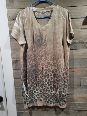 Vintage 1990s Fashion Magazine Short Sleeves Leopard Print Tunic Medium/Large Shirt