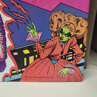 Dark Shadows #29 (1974) Gold Key Comic Horror TV Show With Kenner Toy Catalog