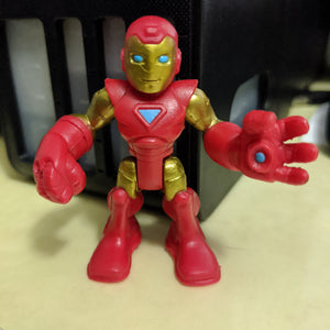 Hasbro Marvel Super Hero Squad Red & Gold Iron Man w/One Clenched Fist