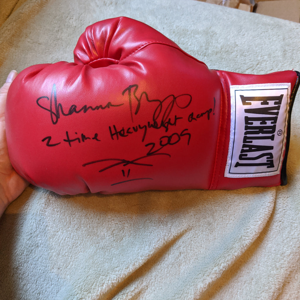 Signed Everlast Boxing Glove - Shannon Briggs 2x Heavyweight Champ! 2009