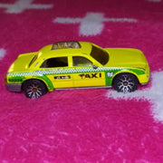 2002 Matchbox Yellow Taxi - Green Checker Version