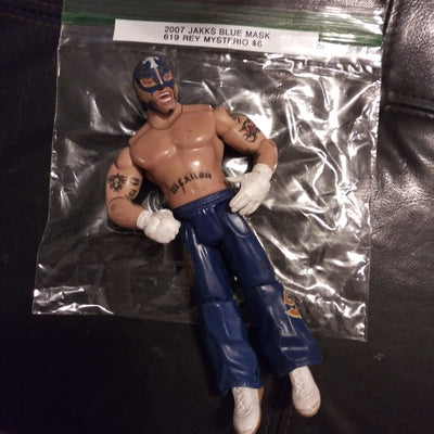 2007 Jakks WWE Rey Mysterio 619 Blue Mask Wrestling Figure
