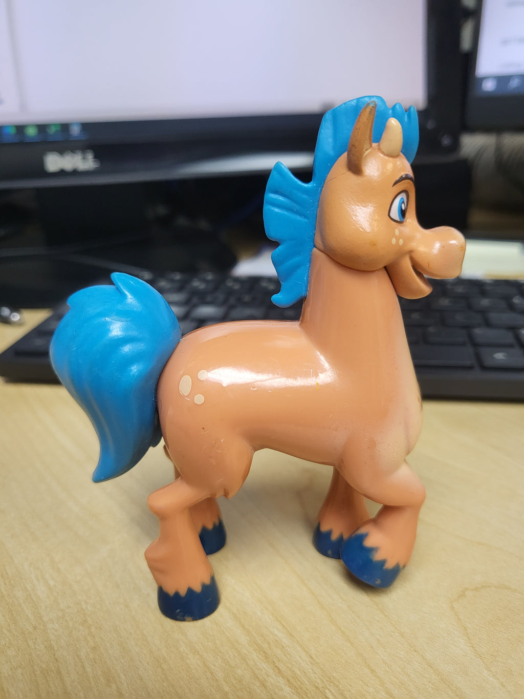 2018 Nickelodeon Nella The Princess Horse Replacement Toy Figure