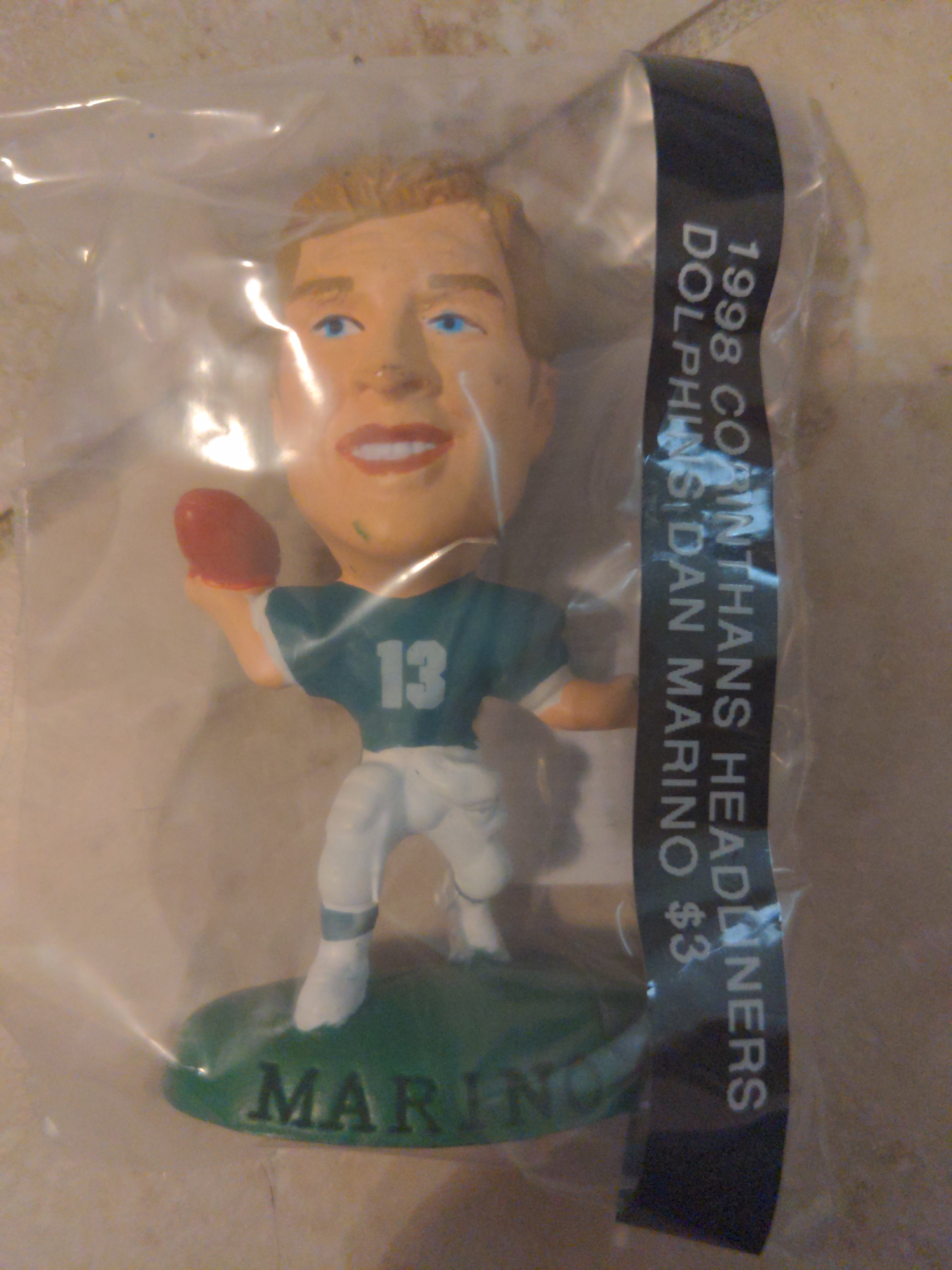 Dan Marino Figurine