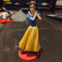 Walt Disney Store 3.5" Snow White Cake Topper / Action Figure Toy