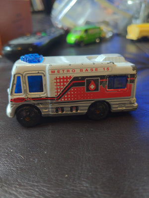 1998 Matchbox Truck Camper Metro Base 15 Variant